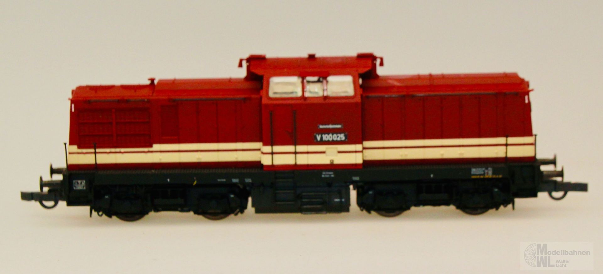 Brawa 422 - BRAWA - Diesellok V 100 025 DR Ep.III bordeaux H0/GL